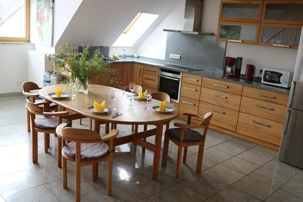 Apartment Dachgalerie 110 M2 뮌헨